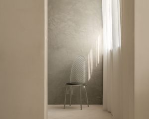 倉俣史朗の精神を現代に映す、エモーショナル・ミニマリズムの結晶。「HAL」シリーズをIXCが復刻