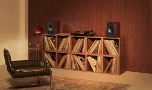 KEF Coda W — 音を纏う、デザインを聴く。
