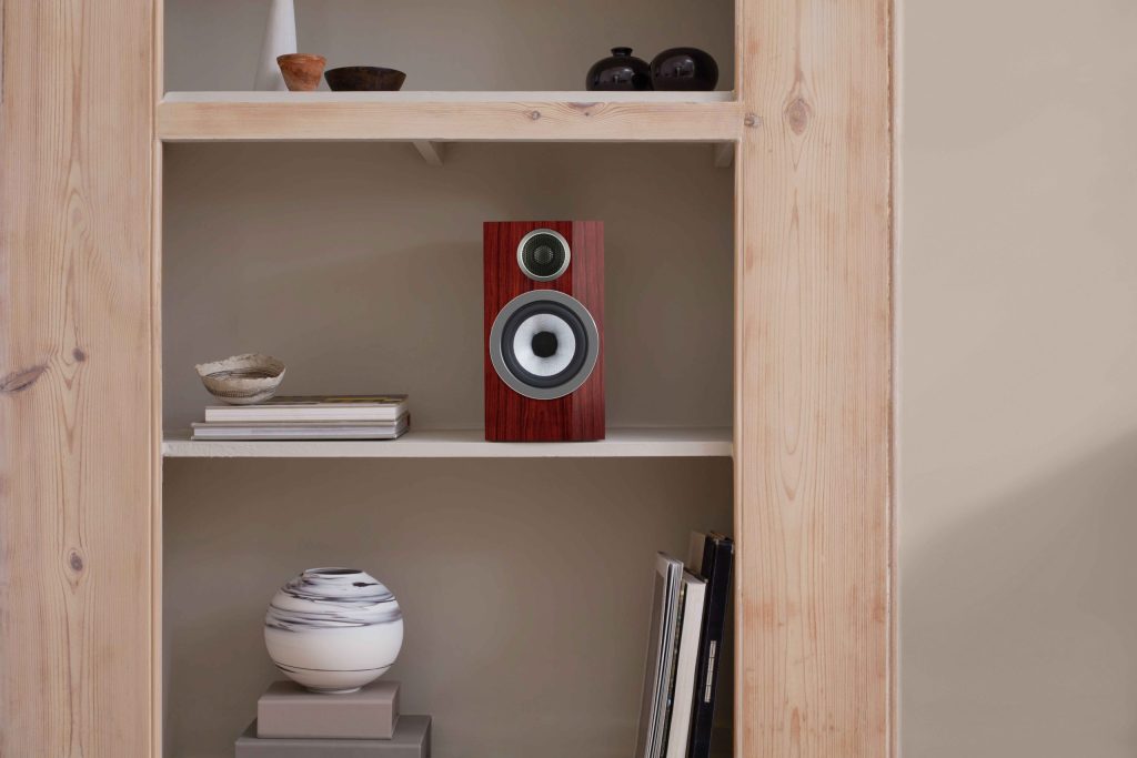 Bowers & Wilkins「707 Prestige Edition」が青山で特別試聴会開催。ハイエンド・ブックシェルフスピーカーの新境地を体験する一日【B&W AOYAMA】