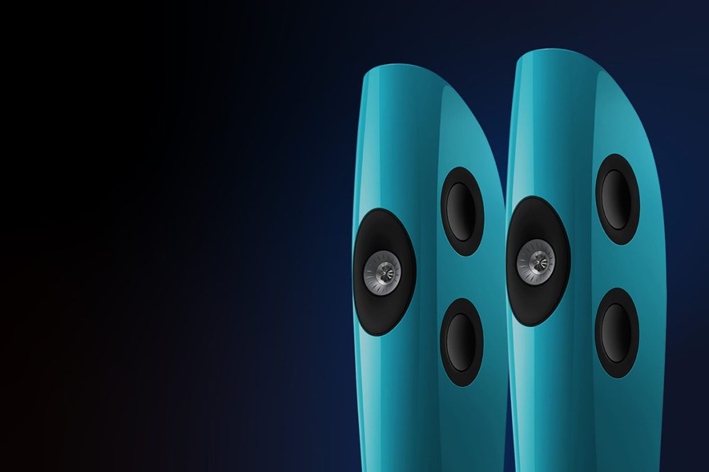 KEF「BLADE」カラー・カスタム・オーダー ─ フラグシップが纏う唯一無二の色と英国ハイエンドの矜持