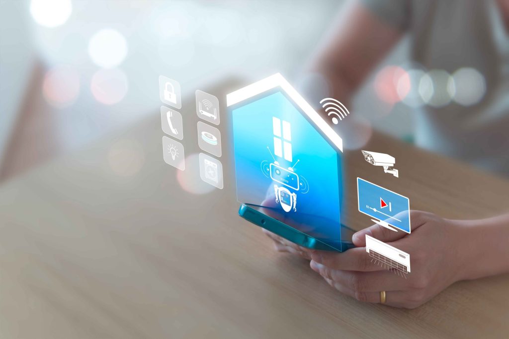 スマートフォンで照明や空調、防犯カメラなどの住宅設備を操作するスマートホームのイメージ