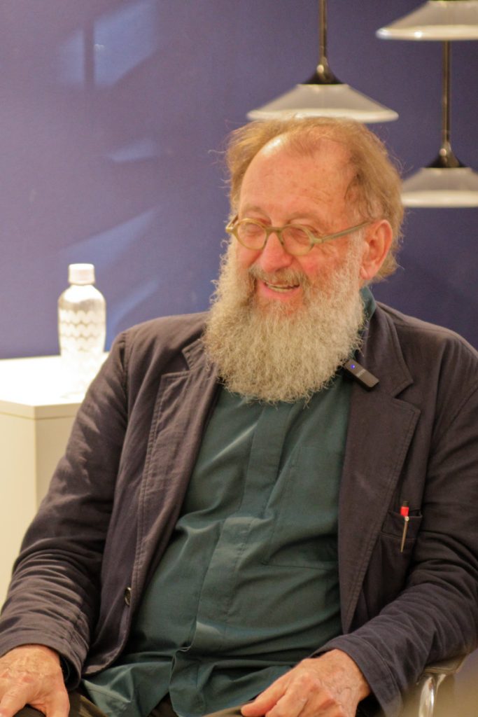 Artemide Japan東京ショールームで語るミケーレ・デ・ルッキ氏