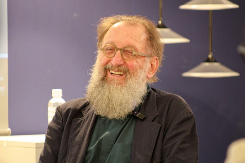 ミケーレ・デ・ルッキが語る、建築と光のこれから。Artemide「Tolomeo（トロメオ）」からAI時代のデザインまで
