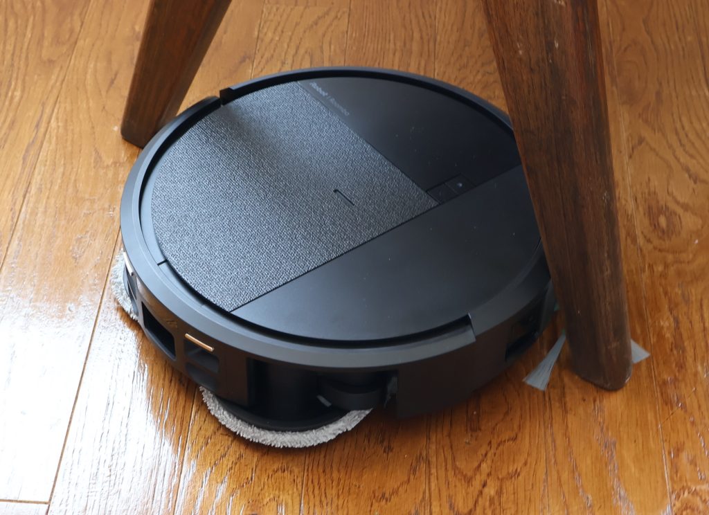 最新ルンバは“小型化＆薄型化”で日本の住宅に深く入り込む。ロボットが床掃除のメイン機になる時代