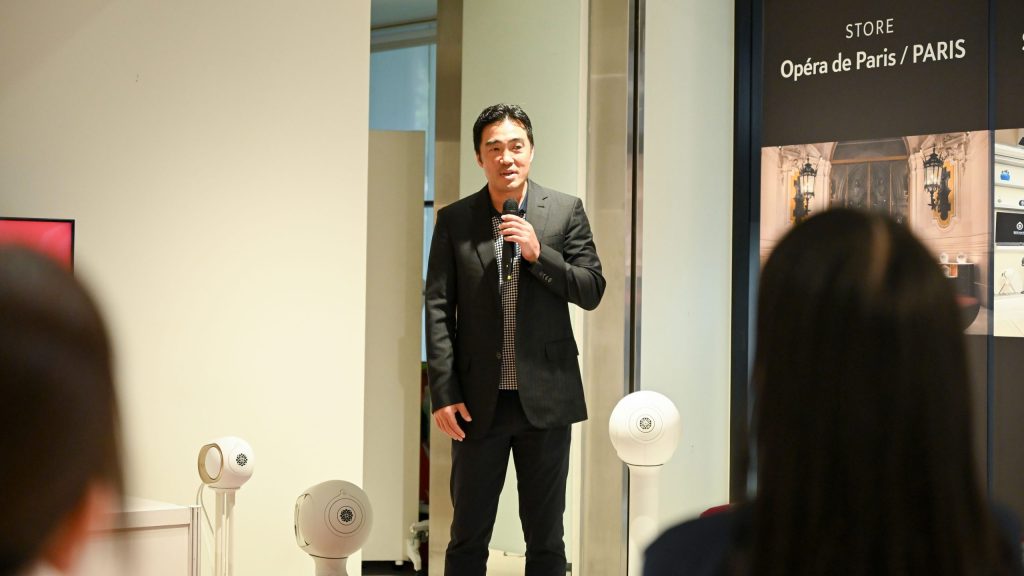 DEVIALET APAC Regional DirectorのMartin KU氏によるプレゼンテーション
