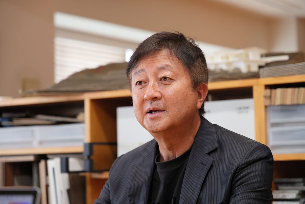 別荘建築について語るエムズ・アーキテクツ高橋昌宏氏