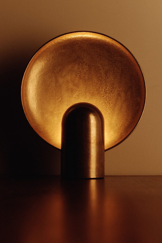 Studio Henry WilsonのSurface Sconce