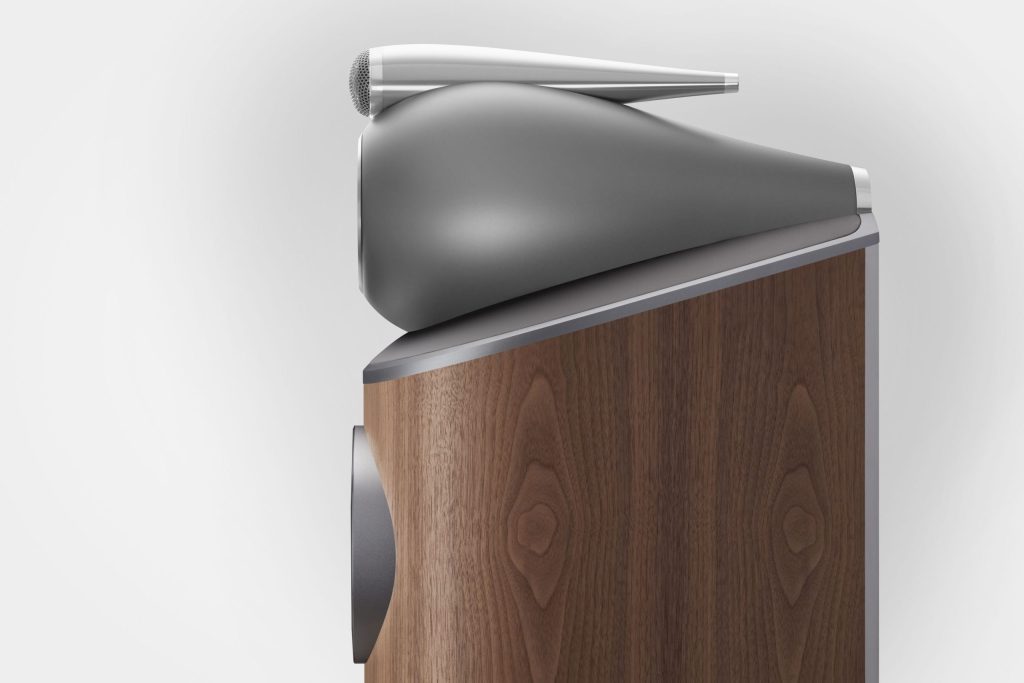 Bowers & Wilkins 803 D4上部のツイーター・オン・トップ