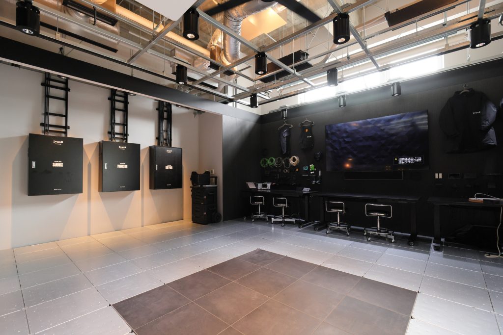 NOT A HOTEL HARUMI LABのスマートホーム開発・検証スペース