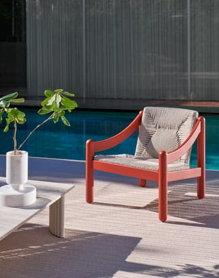 ヴィコ・マジストレッティのNOVETRENTA OUTDOORアームチェア|Cassina