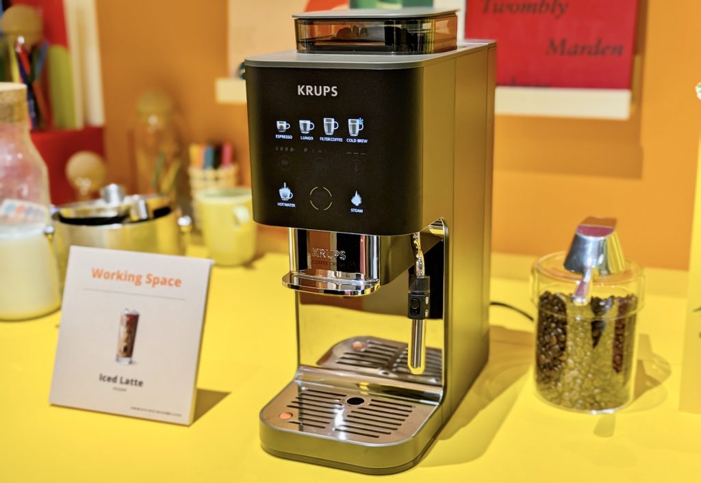 「KRUPS by T-fal」日本初上陸。ドイツ老舗のコーヒーマシン「COFFEE CRUSH」が演出する豊かな日常