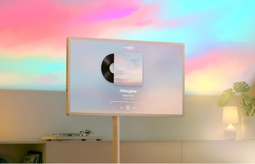 LG StanbyME 2 Maxのムードメーカー機能で音楽画面を表示したインテリア