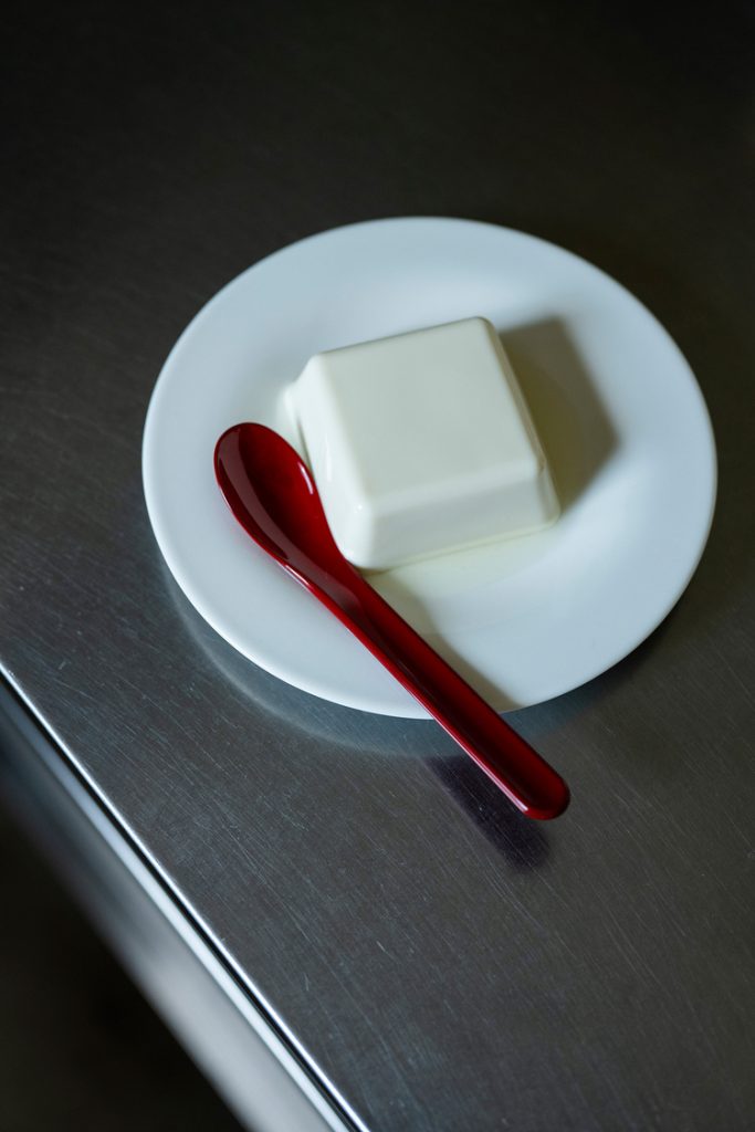 SAROの漆器「URUSHI SPOON」