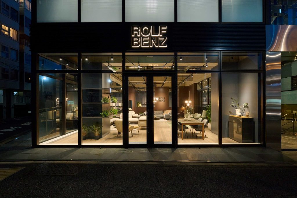 東京・神宮前の高級家具ショールーム「ROLF BENZ TOKYO（ロルフベンツ東京）」外観